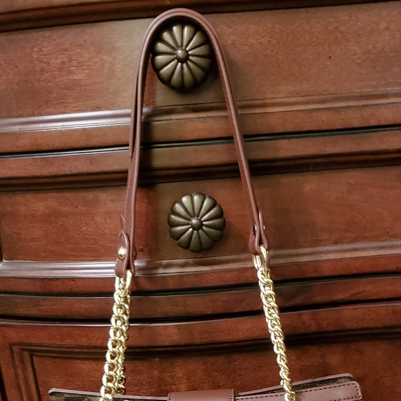 Brown and tan checkered bag - Picture 2 of 4